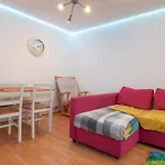 Hanifa Place